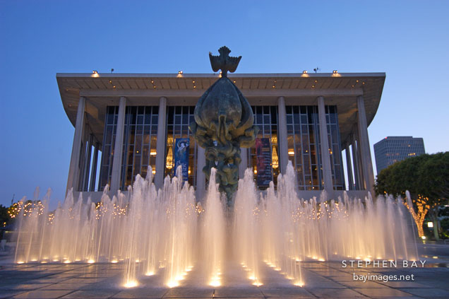 Music Center fountain and Peace on Earth sculpture by Jacques Lipchitz. Los Angeles, California, USA.