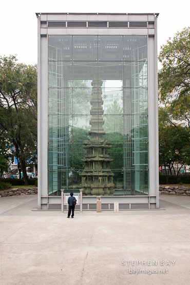 This 10 level pagoda was constructed in 1465 on the site of the Wongak Temple. The pagoda remains on the site, which is now Tapgol Park.