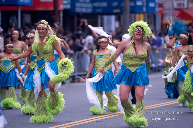 Dancers. Carnaval's grand parade. San Francisco.