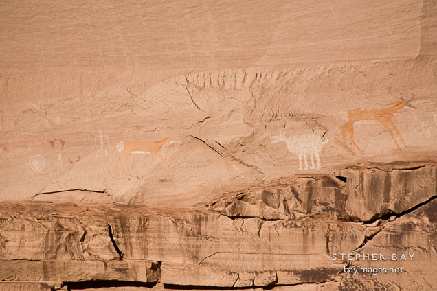 Antelope House pictographs. Canyon de Chelly NM, Arizona.