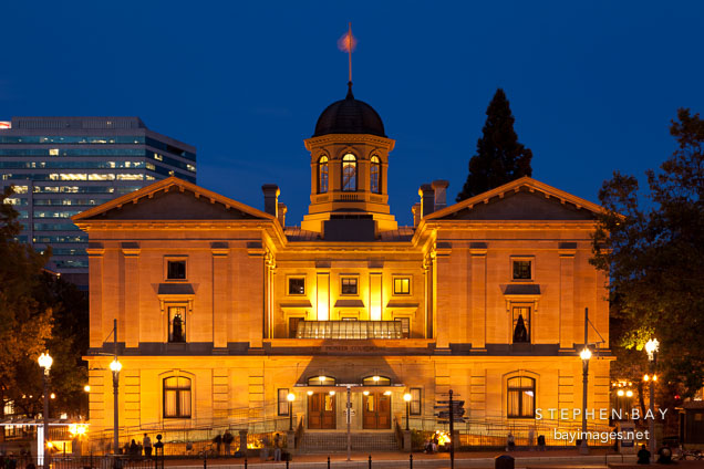 Pioneer Courthouse at night. Portland, Oregon.