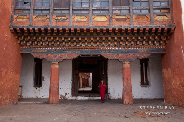 Entrance to the inner courtyard at Wangdue Dzong. Wangdue, Bhutan.