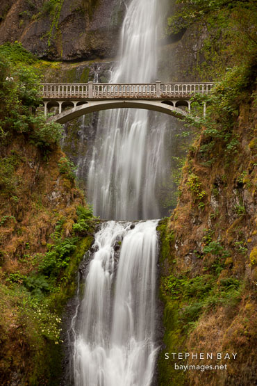 Multnomah Falls. Columbia River Gorge, Oregon.