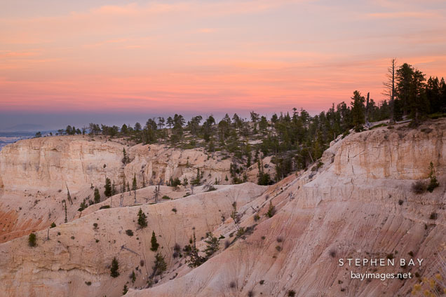 Alpenglow over Bryce Point. Bryce Canyon NP, Utah.