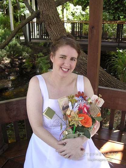 Kara Sjoblom with flower bookquet.