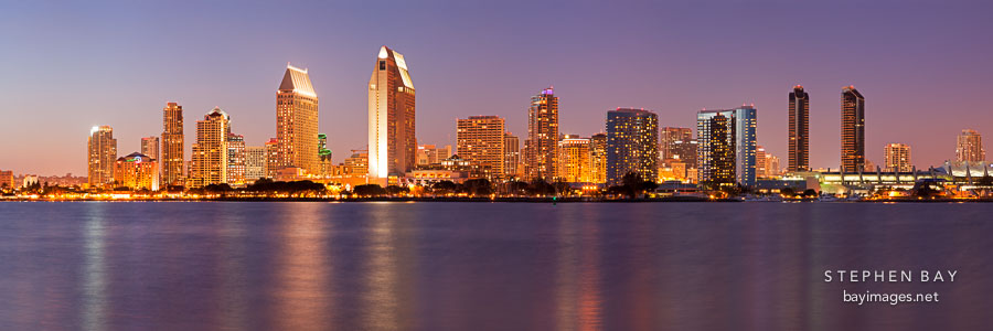 San Diego skyline panorama.