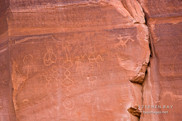Geometric figure petroglyphs. Canyon de Chelly NM, Arizona.