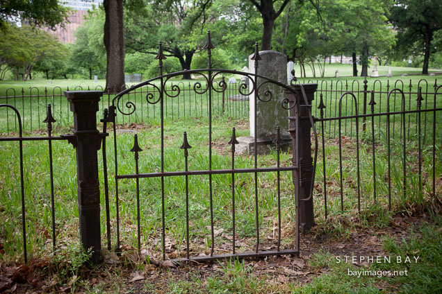 Metal gate at Dallas Pioneer Park Cemetery.