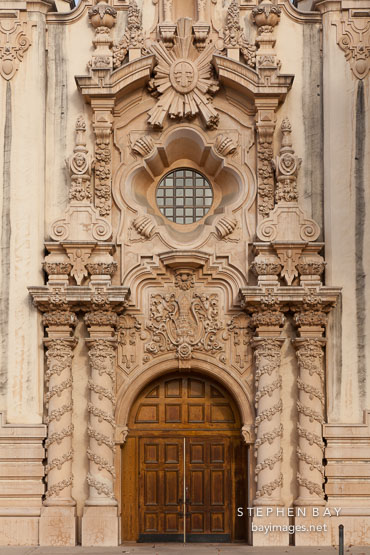 Entrance Casa del Prado. Balboa Park, San Diego.