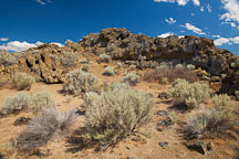 Petroglyph point trail. Lava Beds NM, California. - Photo #27214