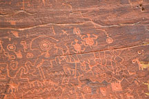 Hundreds of petroglyphs cover the rock wall at V-Bar-V Ranch. Arizona, USA. - Photo #17815
