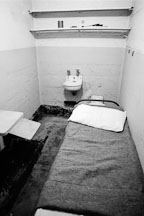 Inside a prison cell. Alcatraz, San Francisco, California. - Photo #818