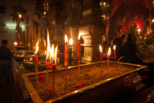 Burning candles at Man Mo Temple. Hong Kong, China. - Photo #15127
