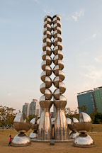 Sculptor Moon Shin created this 25 meter high artwork to commemorate the 1988 Seoul Olympics. - Photo #21727