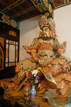 South deva-king holding a sword. Welto Temple, Po Lin Monastery. - Photo #16129