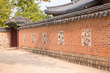 The Jagyeongjeon wall is decorated with floral designs. - Photo #21030
