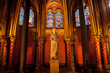 Lower chapel at Sainte Chapelle. Paris, France. - Photo #31436