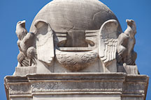 Eagles on the Columbus Fountain. Washington, D.C. - Photo #29145