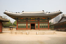 Deokhongjeon Hall. - Photo #21246