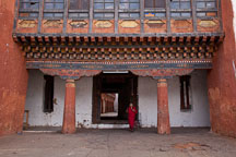 Entrance to the inner courtyard at Wangdue Dzong. Wangdue, Bhutan. - Photo #23649