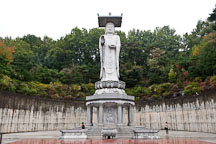 Mireukdaebul is a giant statue of Maitrya, the Buddha of the future. Bongeunsa Temple, Seoul, Korea. - Photo #21849