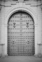 Heavy door at the Cathedral of Lima. Lima, Peru. - Photo #10157