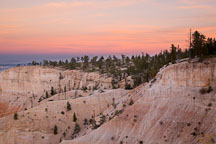 Alpenglow over Bryce Point. Bryce Canyon NP, Utah. - Photo #19206