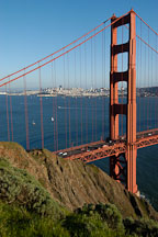 North tower of the Golden Gate Bridge. San Francisco, California. - Photo #2765