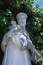 Statue of St. Francis and St. Anthony of Padova. Carmel Mission, California, USA. - Photo #267