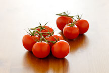 Tomatoes on table. - Photo #13868