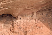 Mummy Cave Ruin, an Anasazi dwelling. Canyon de Chelly NM, Arizona. - Photo #18369