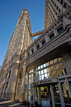 Wrigley Building. Chicago, Illinois, USA. - Photo #10472