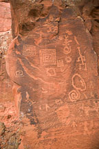 Square spirals. Petroglyphs at V-Bar-V Ranch, Arizona, USA. - Photo #17774