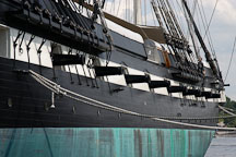 Cannons of the USS Constellation. Baltimore, Maryland, USA. - Photo #3875