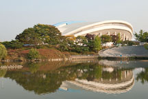 The Olympic Indoor Swimming Pool Building overlooks Lake 88 at Seoul's Olympic Park. - Photo #21676