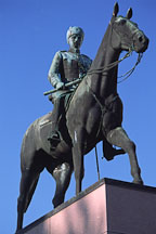 Statue of Field Marshal C.G.E. Mannerheim (1867-1951) by Aimo Tukianen. Helsinki, Finland. - Photo #378