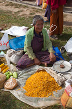 Dried corn. Weekend market, Punakha, Bhutan. - Photo #23279