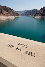 Danger, keep off wall. Hoover Dam, Nevada and Arizona, USA. - Photo #13808