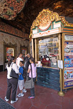 Lining up to purchase tickets at the box office. El Capitan theater, Hollywood, California, USA. - Photo #7484