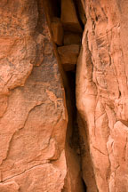 Desert varnish is a layer of black manganese oxide. V-Bar-V Ranch, Arizona, USA. - Photo #17787
