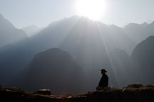 Sunbeams and tourist at Machu Picchu, Peru. - Photo #9987