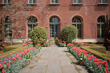 West terrace of the house at Filoli Gardens. - Photo #24587
