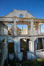 Remains of the post exchange and officer's club building. Alcatraz Island, California. - Photo #28890