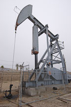 Oil pumps. Long beach, California, USA. - Photo #6592