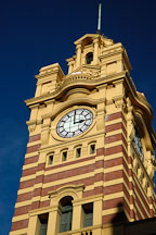 Flinders street railway station. Melbourne, Australia - Photo #1693