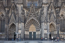 West entrance to the Cologne Cathedral. Cologne, Germany. - Photo #30793