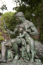 Statue man and boy. Mount Vernon Place, Baltimore, Maryland, USA. - Photo #3896