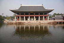 Gyeonghoeru Pavilion overlooks a large pond at Gyeongbok Palace in Seoul, South Korea. - Photo #20997