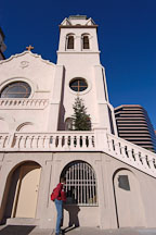 Visitor to St. Mary's Basilica. Phoenix, Arizona, USA. - Photo #5497