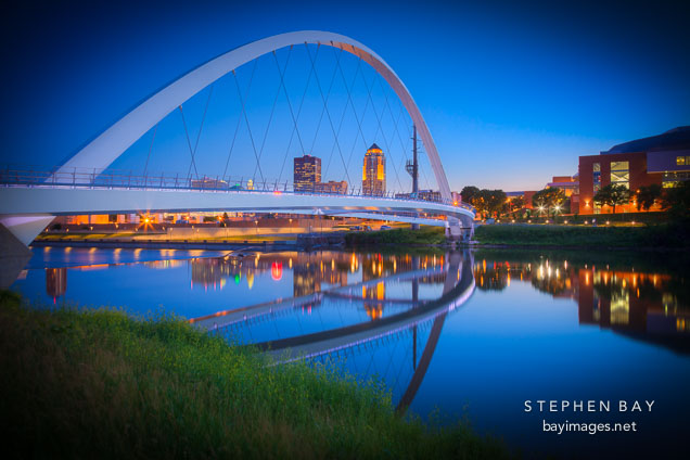 Iowa Women of Achievement Bridge. Des Moines, Iowa.